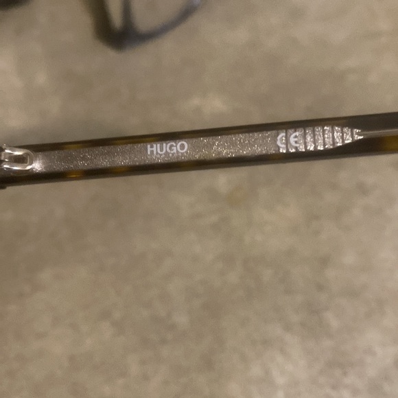 Hugo glasses/ sunglasses - Picture 4 of 4